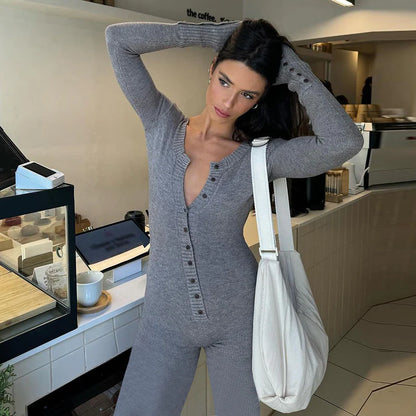 Adjustable jumpsuit for a versatile style 