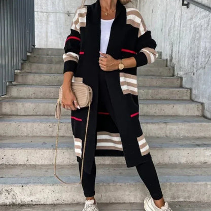 Cardigan elegant cu dungi: confort și stil asigurat 